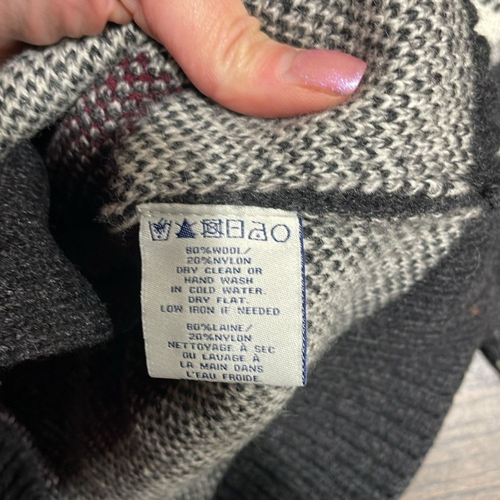 Brand new Schott cardigan wool nylon blend. Multiple sizes available. - Picture 4 of 5